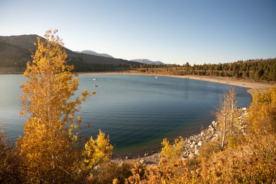 June Lake Viewpoint