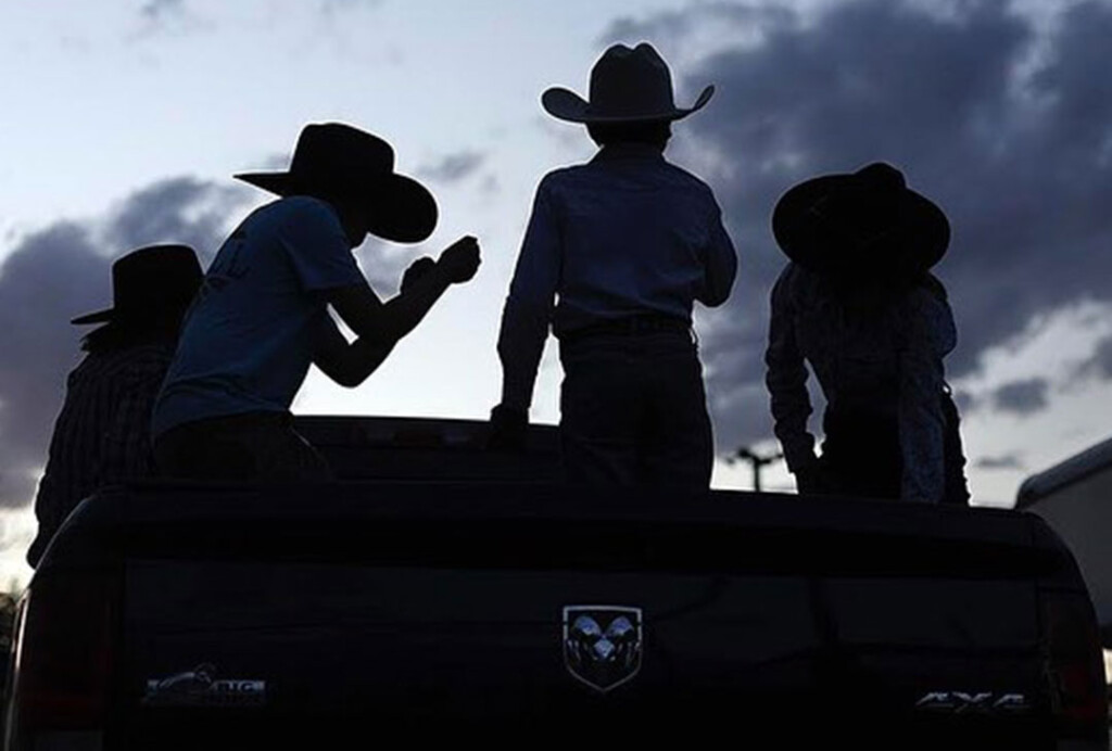 kids in truck