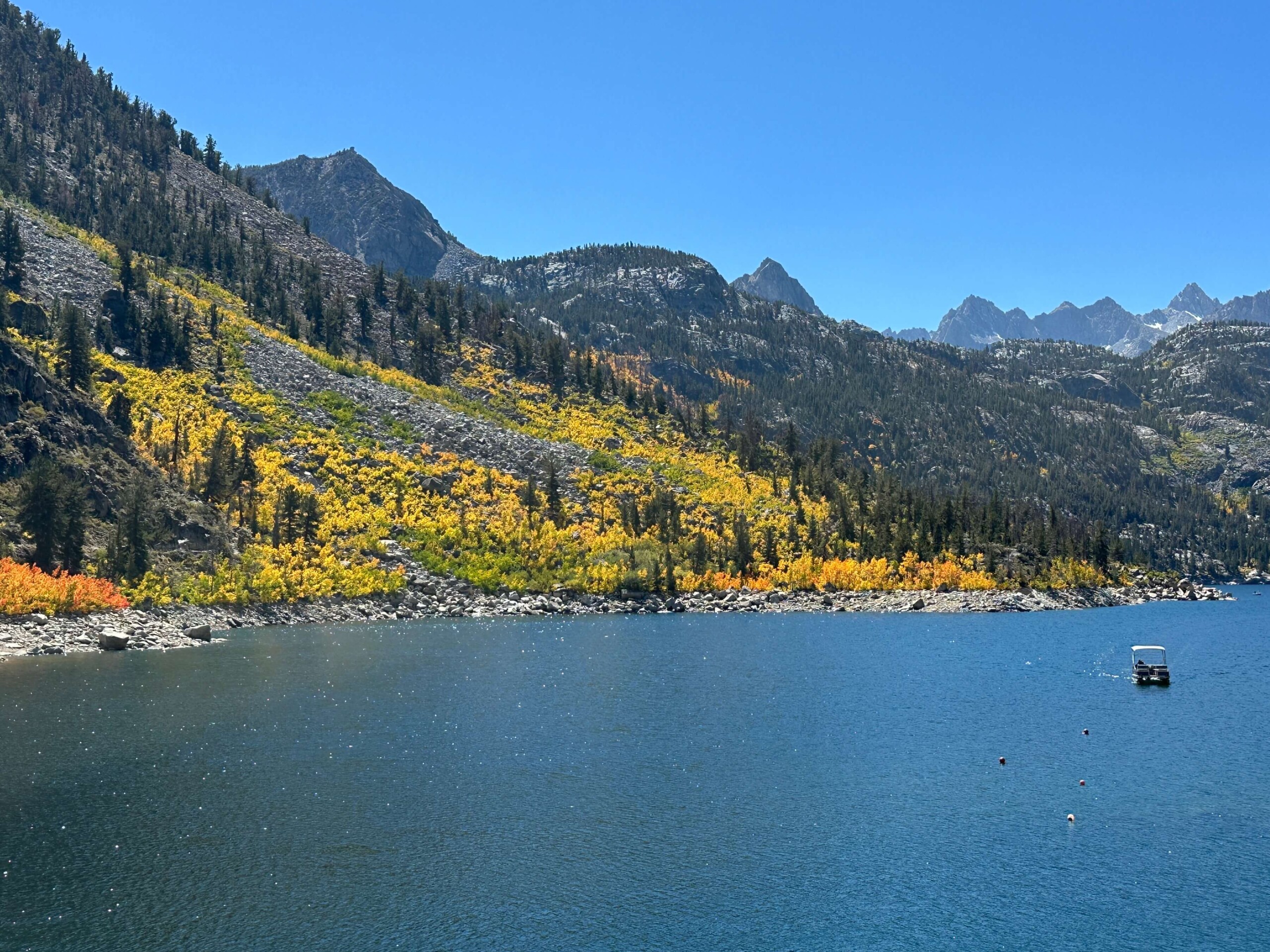 Lake Sabrina with fall foliage